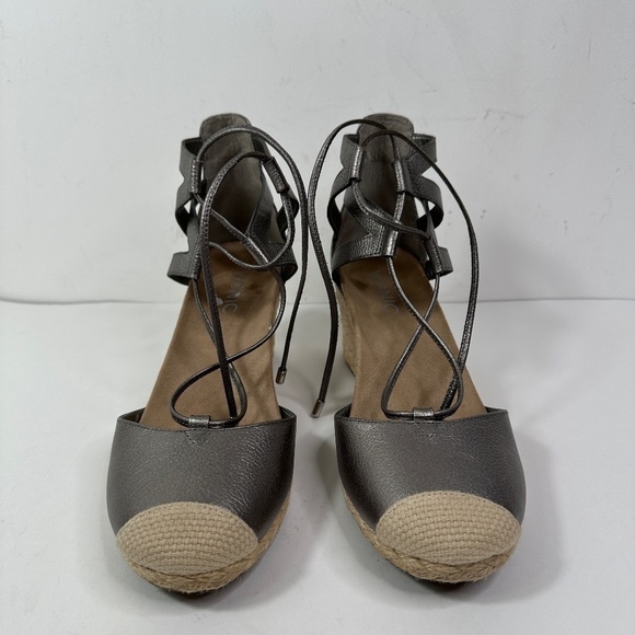VIONIC Calipso Espadrille Wedge Sandals Women Sz 8 Pewter Metallic Orthotic Shoe - Picture 6 of 12